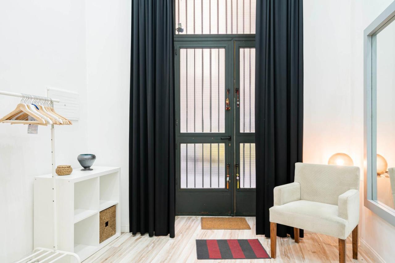 For You Rentals Teatro Real Plaza Apartment Temporal Saint Martin Madrid Tru5 Exterior photo
